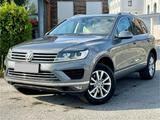 Volkswagen Touareg V6 3.0 TDI Terrain Tech 4Motion - Volkswagen Touareg: 6.0