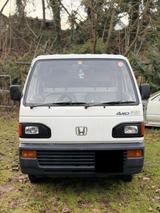 Honda Acty 4WD Kei-Truck - Honda e mit Benzin-Antrieb