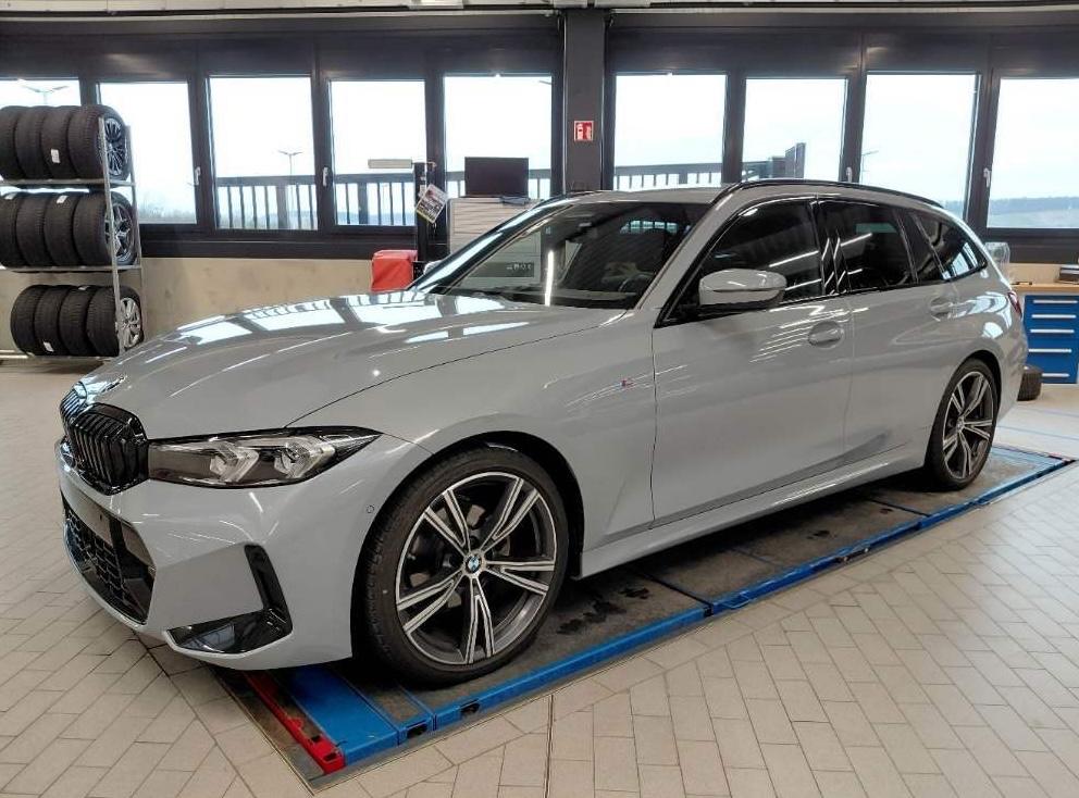 BMW 320d xDrive Aut. Touring M Sport/AHK/ACC/19"ALU