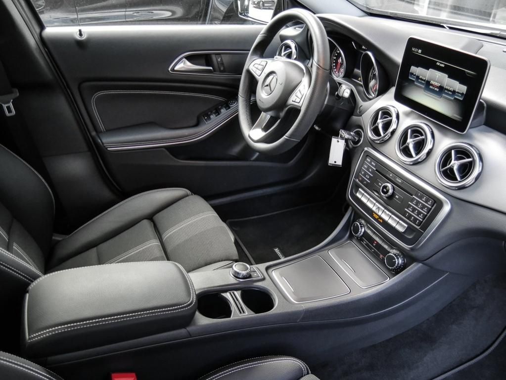 Mercedes-Benz GLA 200 |NIGHT|Urban|NAVI|LED|KEYL|PANO|KAM|PTS
