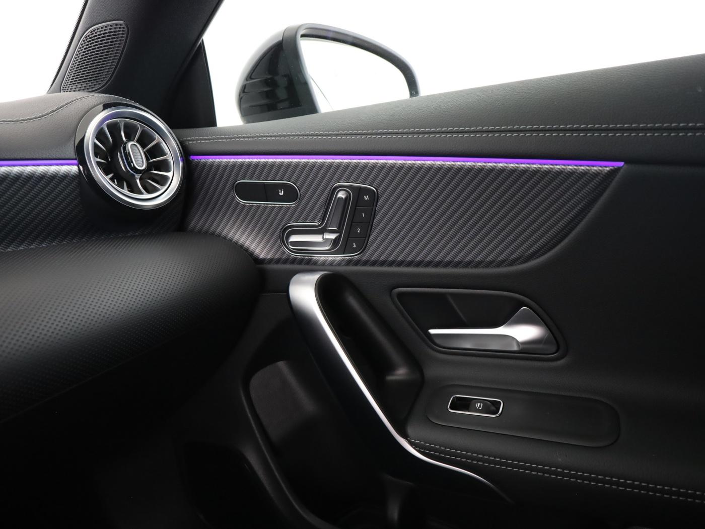 Mercedes-Benz CLA Coupé 360 ACC AUT DynLicht Fernlichtass., миниатюра 16