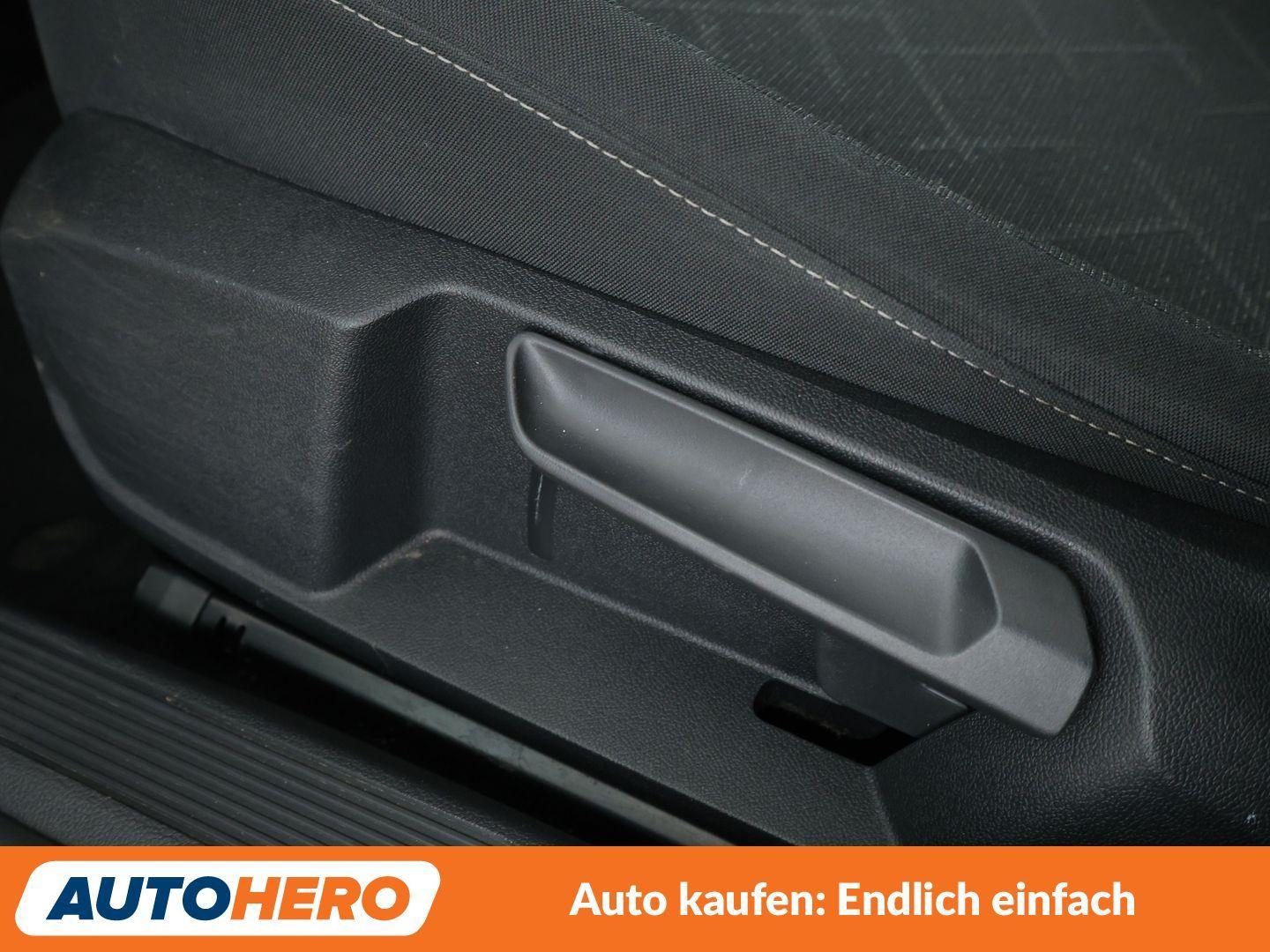 Volkswagen Golf VIII 2.0 TDI Life Aut.*NAVI*LED*PDC*ACC*SHZ, миниатюра 24