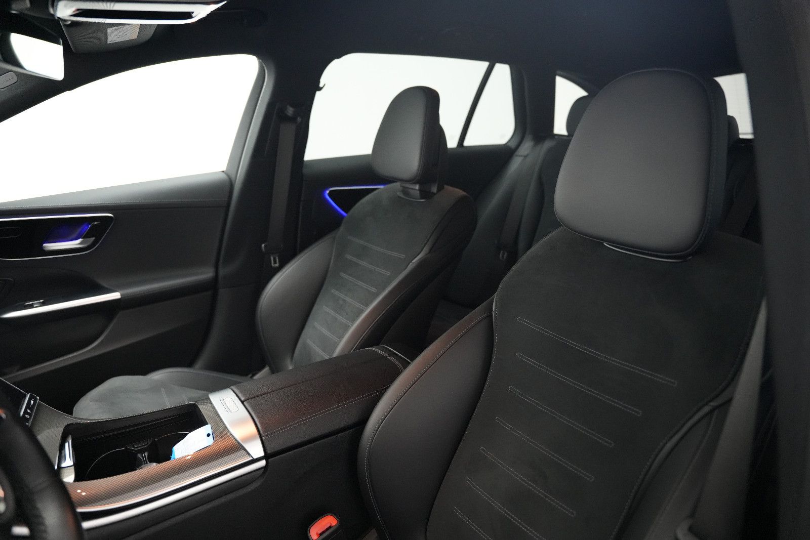 Fahrzeugabbildung Mercedes-Benz C 220d *AMG*Carbon*Ambiente*Kamera*AHK