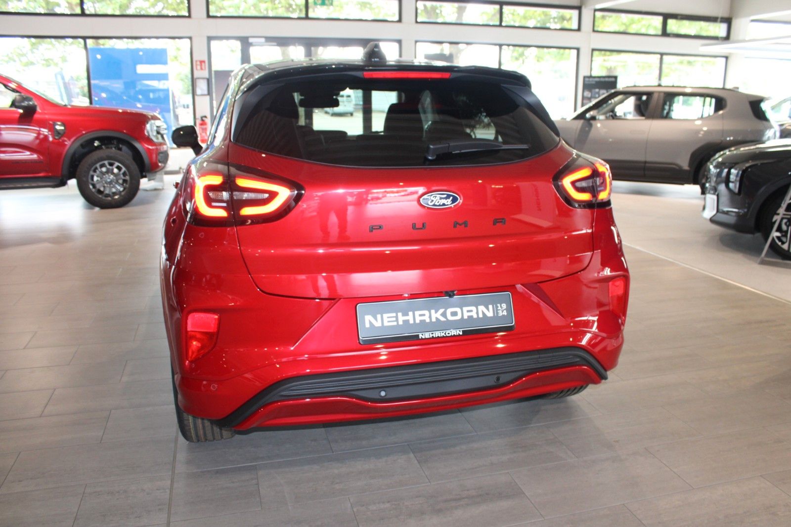 Fahrzeugabbildung Ford Puma 1,0 EcoBoost Hybrid ST-Line X Automatik LED