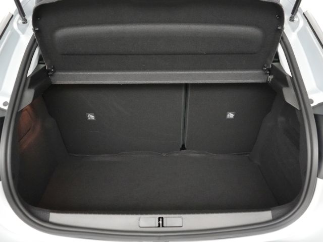 Corsa F FACELIFT+LED+SITZ-/LENKRADHEIZUNG+INDUKT