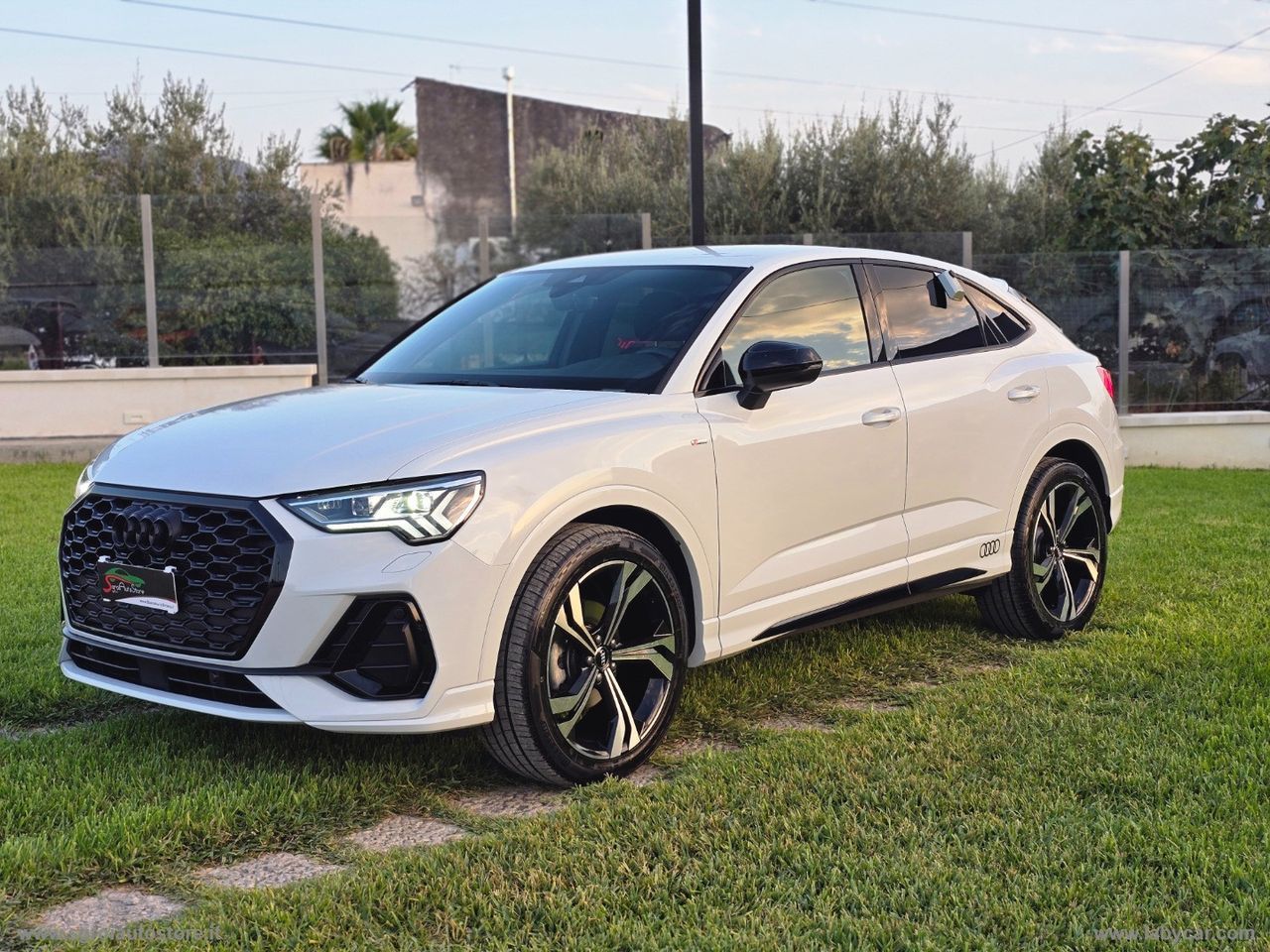 Audi AUDI Q3 SPB 35 TDI S tronic S line edition imagem 3
