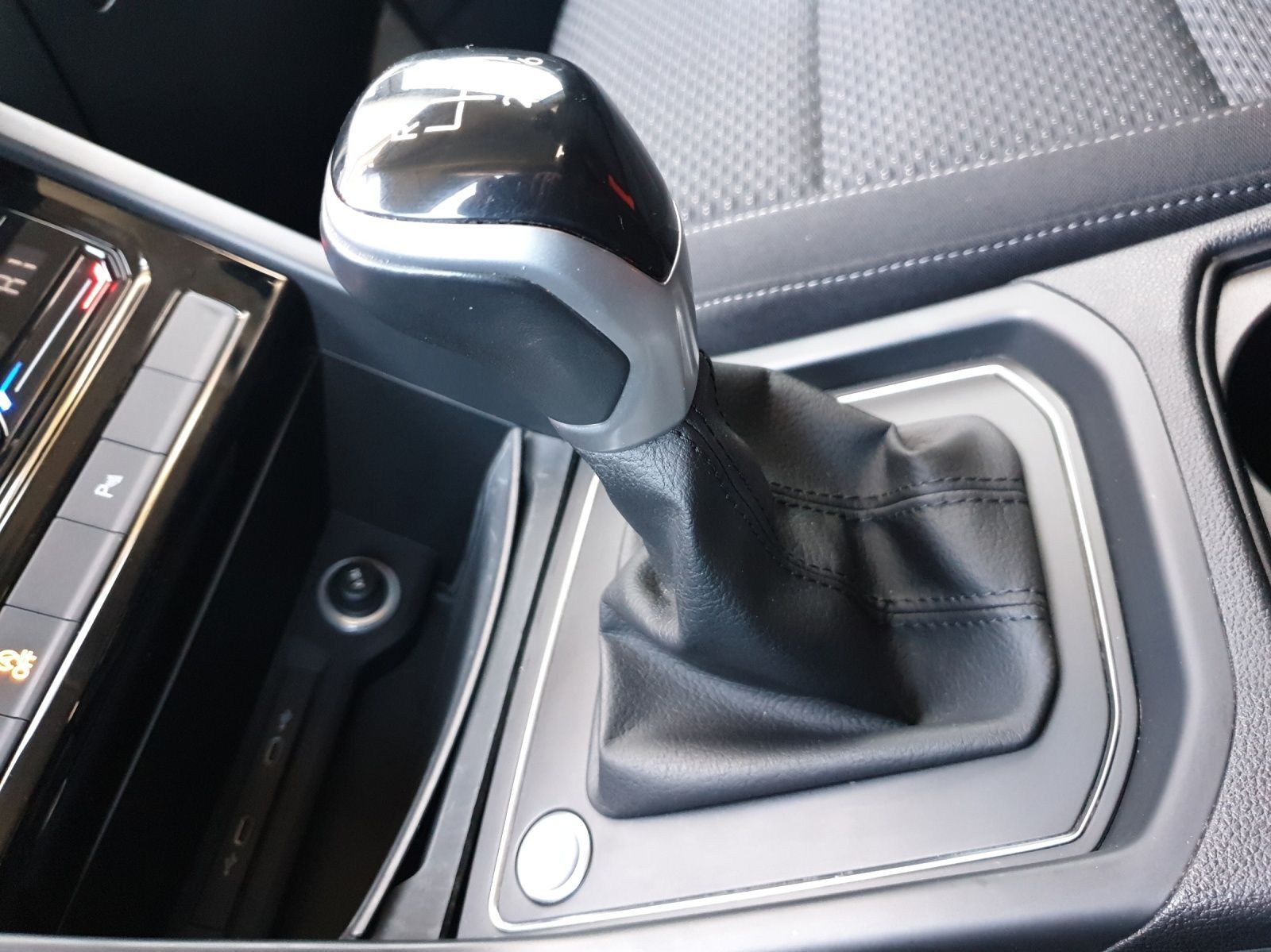 Volkswagen Touran - Bild 12