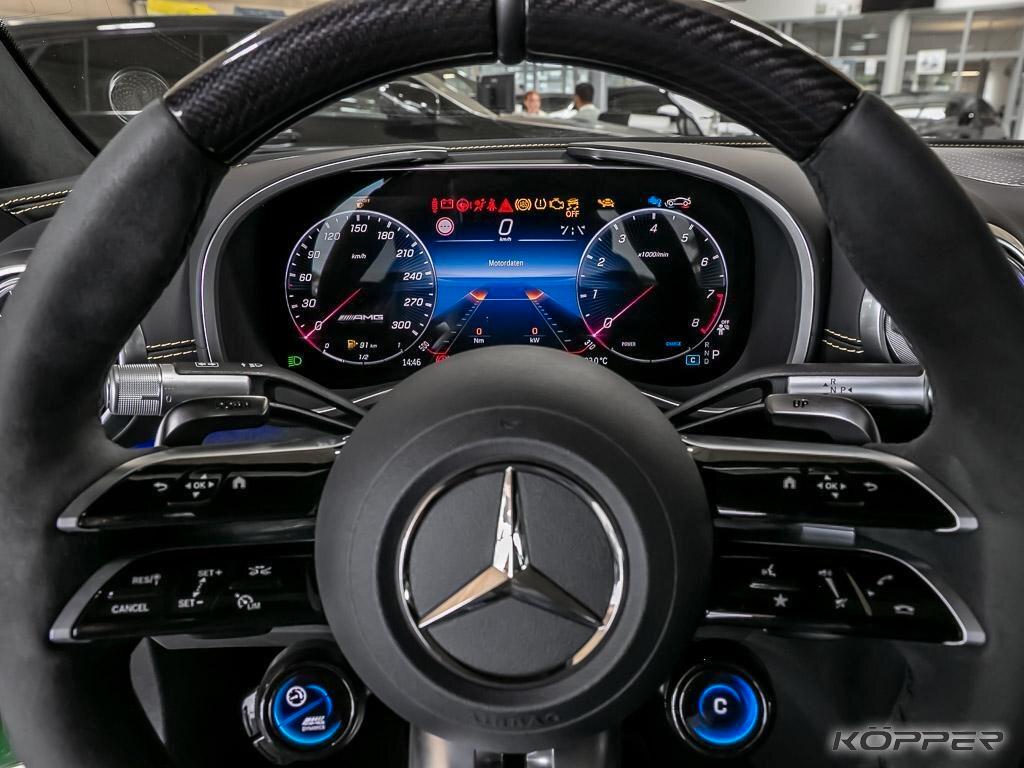 Mercedes-Benz AMG GT 43 PREMIUM PLUS Green magno Leder Night I