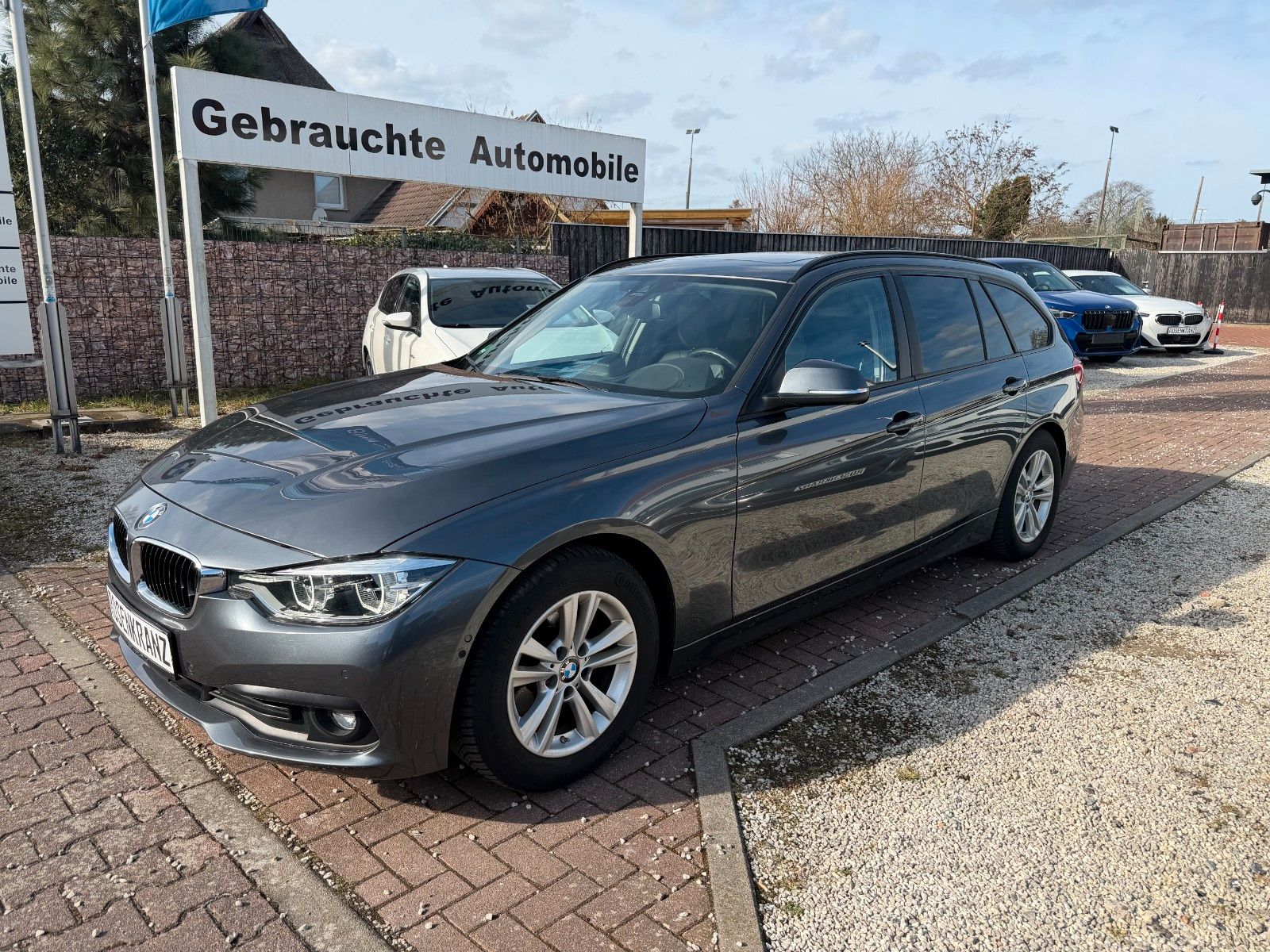 BMW 320d*HUD*ACC*360°*ADAP.LED*RFK*