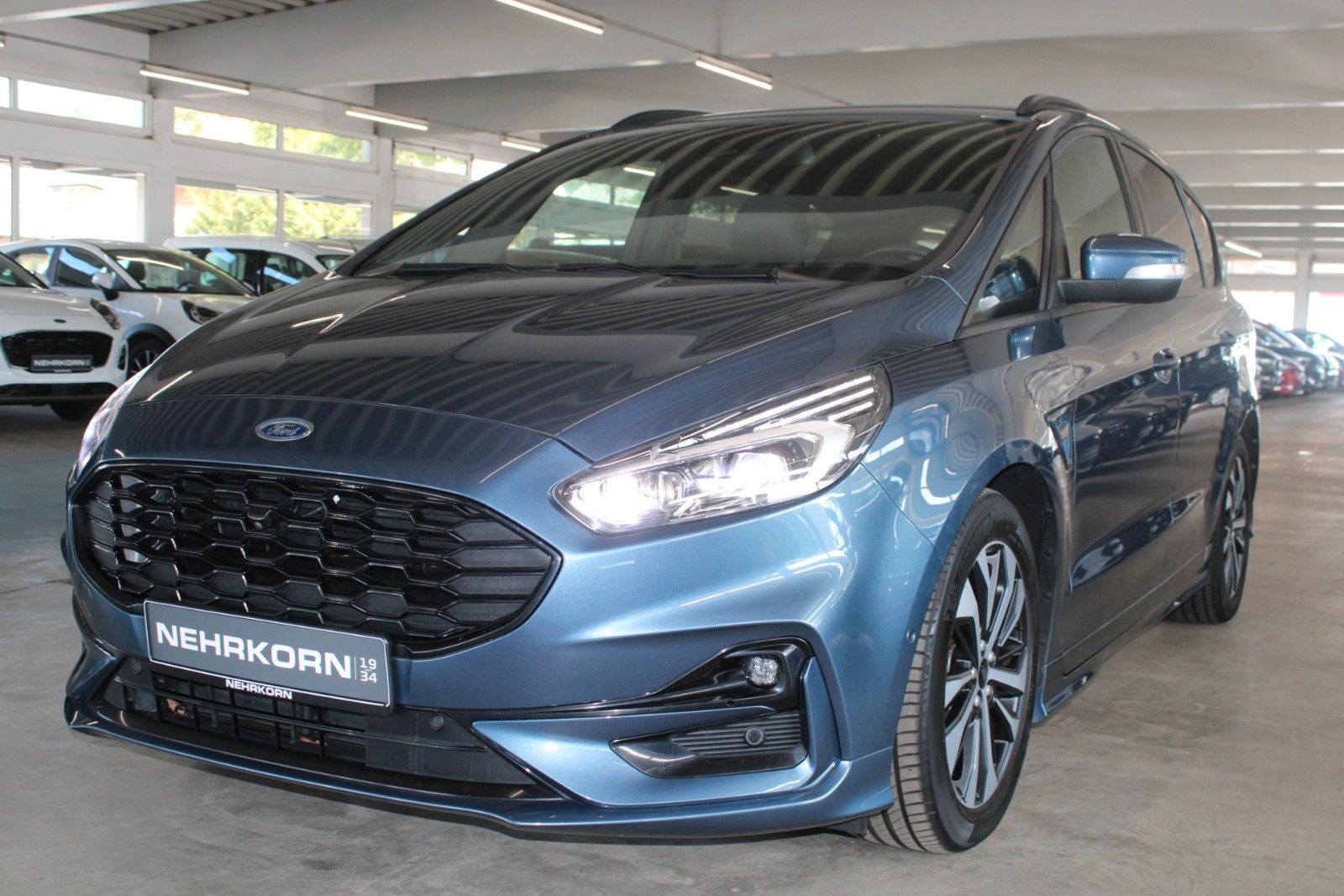 Fahrzeugabbildung Ford S-Max ST-Line Automatik ACC CAM LED Memory uvm.
