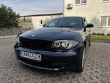 BMW 123d - - blaue BMW 123