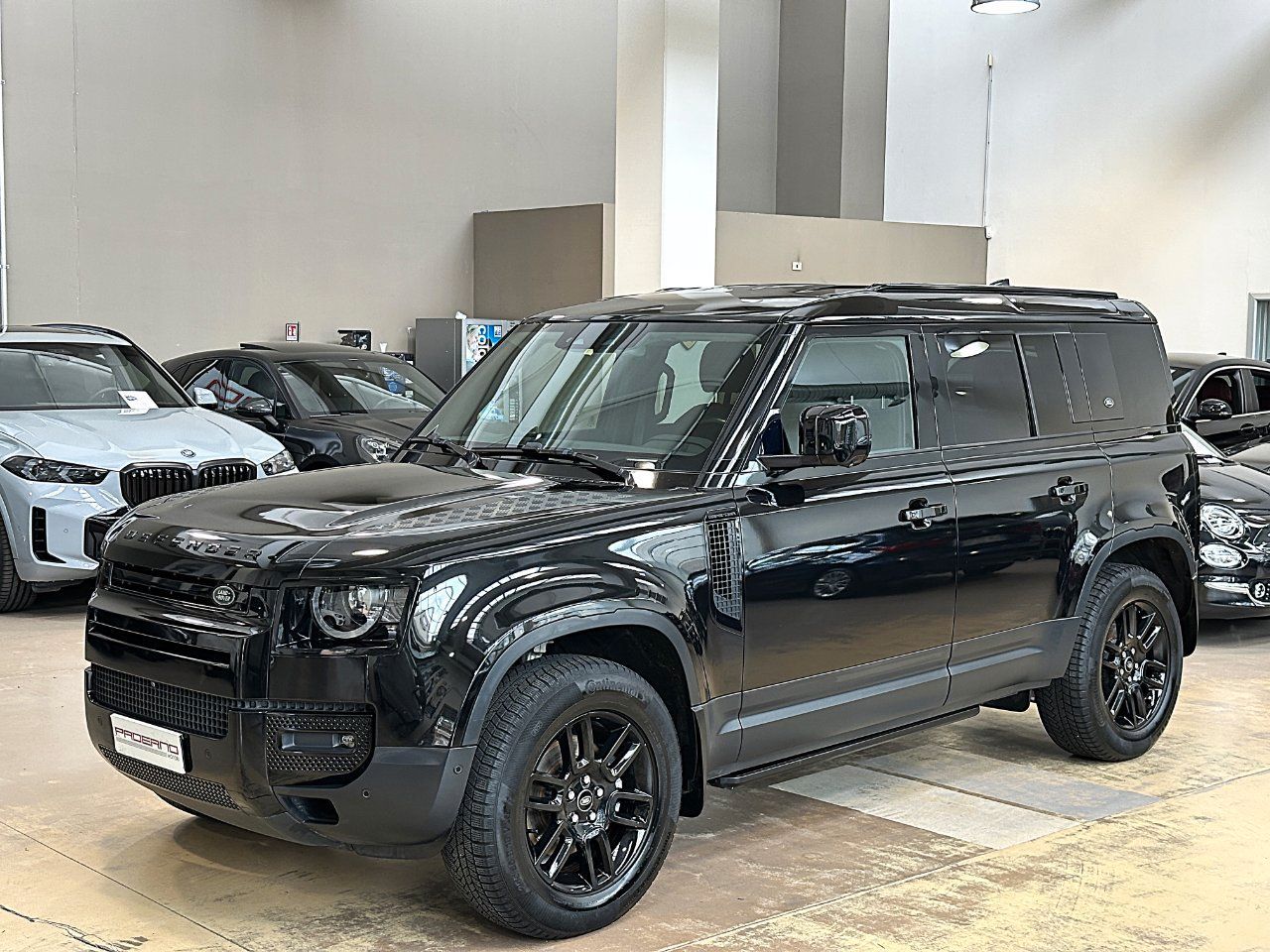 Land Rover Defender 110 3.0d i6 mhev SE awd 250c