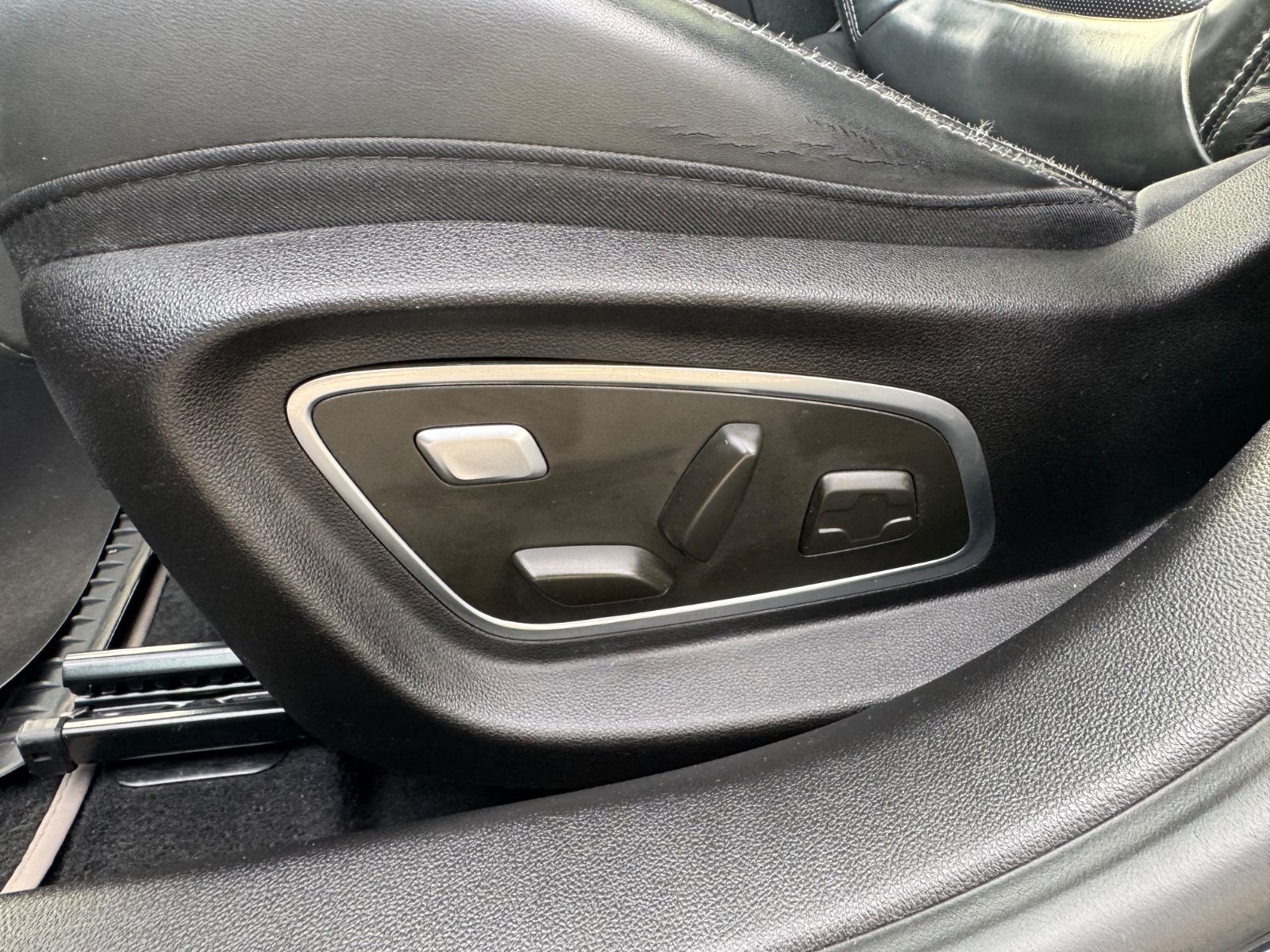 Fahrzeugabbildung Renault Talisman Initiale Paris/PANO/R-Cam/AHK/CarPlay/