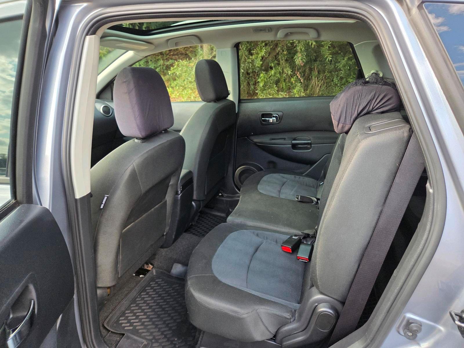 Nissan Qashqai+2 2010 — photo 10