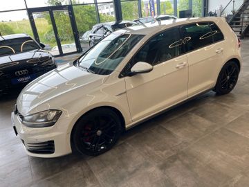 Volkswagen Golf VII Lim. GTD BMT *NAVI*SZHZ*PDC*BI-XENON*