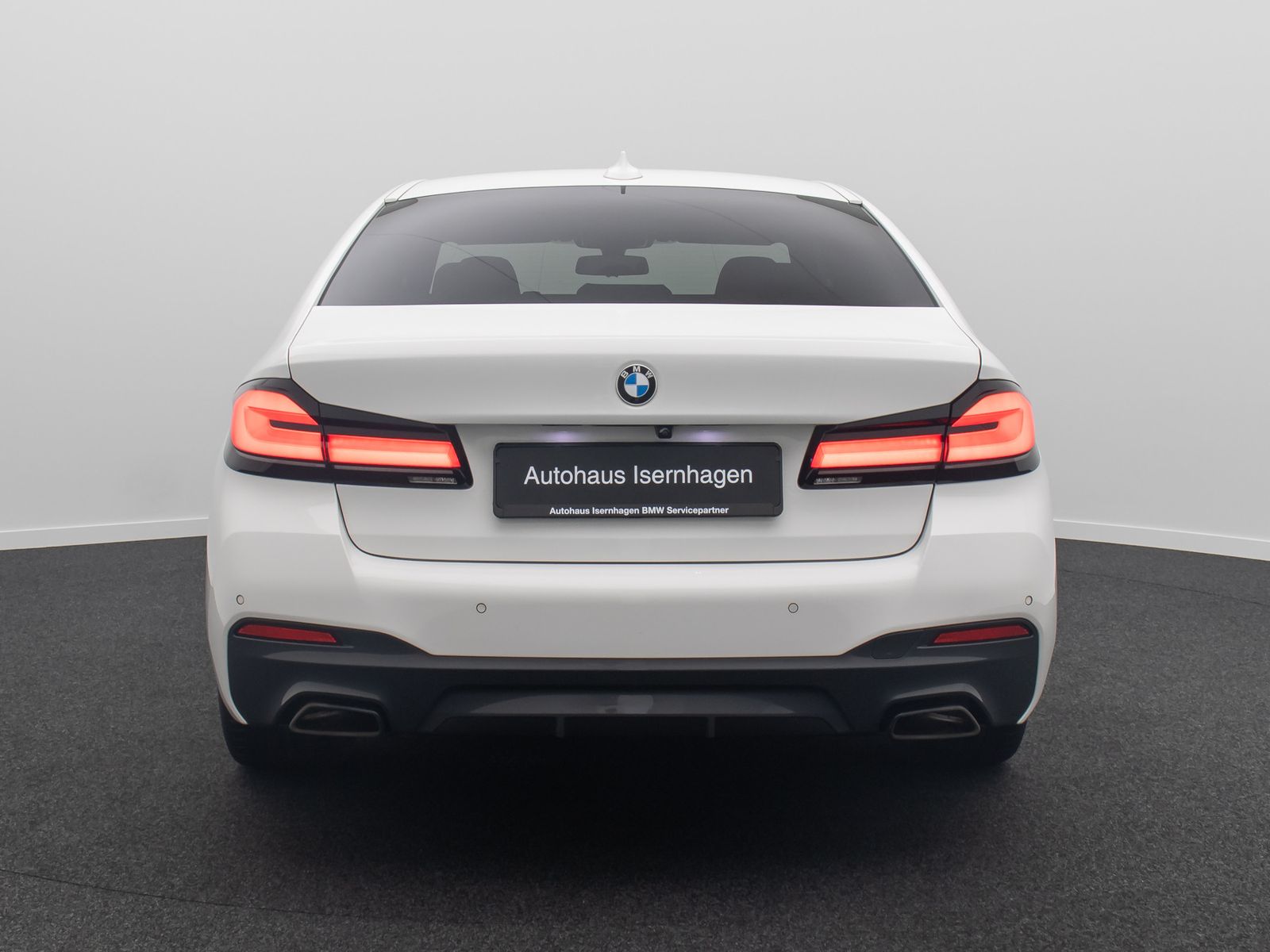 Fahrzeugabbildung BMW 530d xD M Sport Kamera DAB 4xKlima ACC Alarm 19"