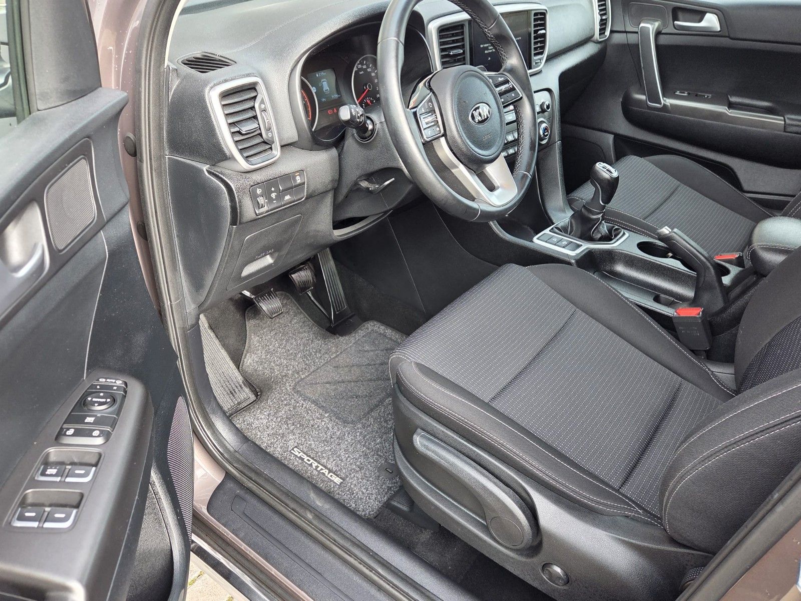 Kia Sportage Vision 2WD 1.6 CDRI /KLIMA/TEMPOMAT foto 14