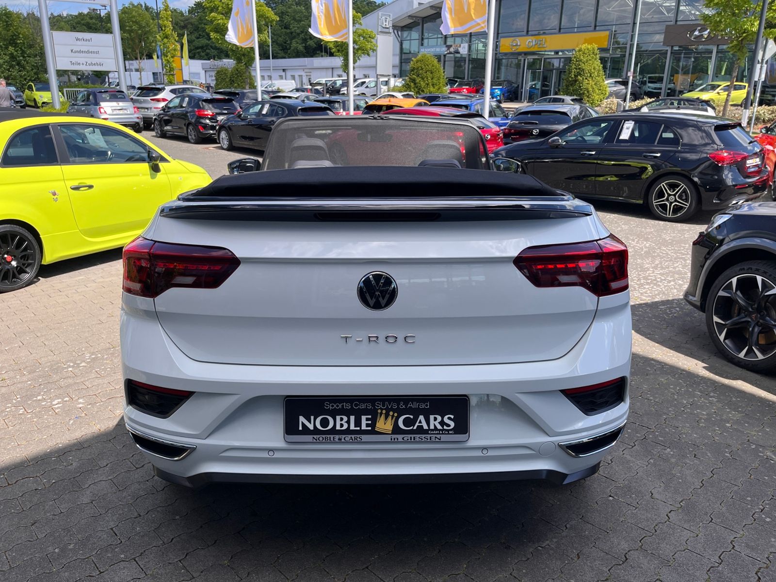 Fahrzeugabbildung Volkswagen T-Roc Cabriolet R-Line AHK LED NAVI ALU