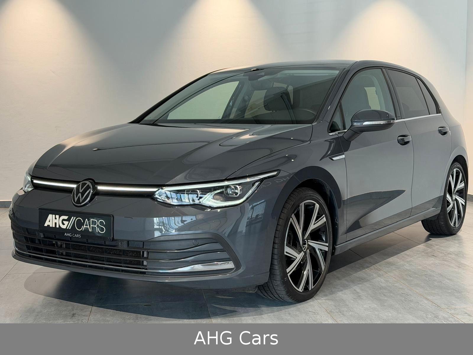 Volkswagen Golf 8 Style 2.0 TDI DSG*NAVI*LED*R-KAMARA*1HAND