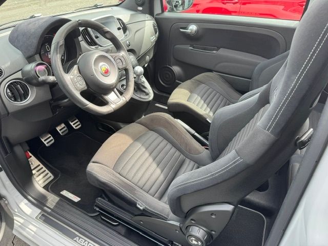 Fahrzeugabbildung Abarth 595C Cabrio Competizione KLIMA NAV PDC Beats