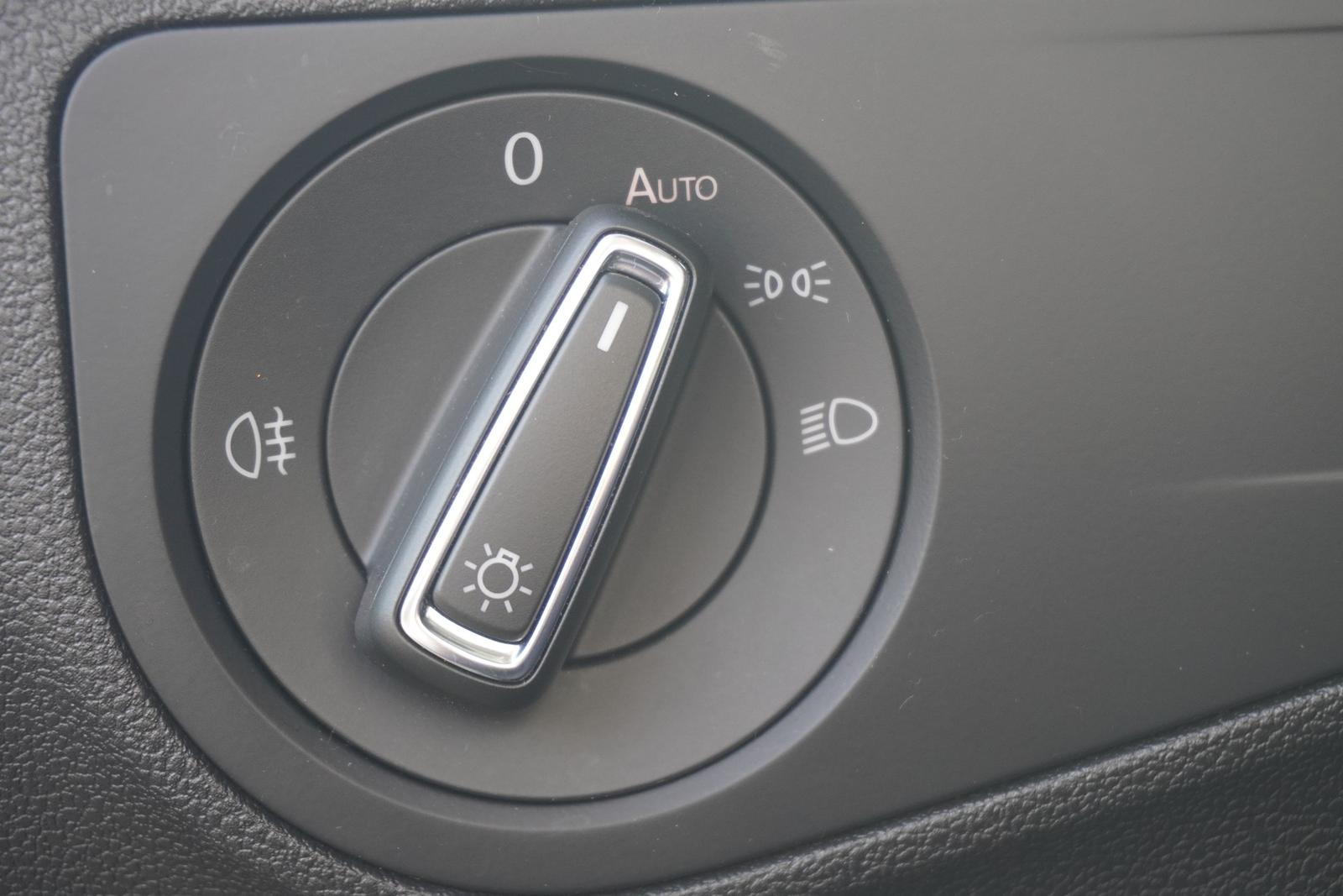 Volkswagen Tiguan 1.5 TSI Life LED Navi ACC Totwinkel AHK, миниатюра 28