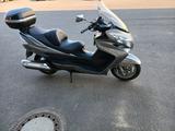 Suzuki Burgmann 400 - BENZIN ROLLER