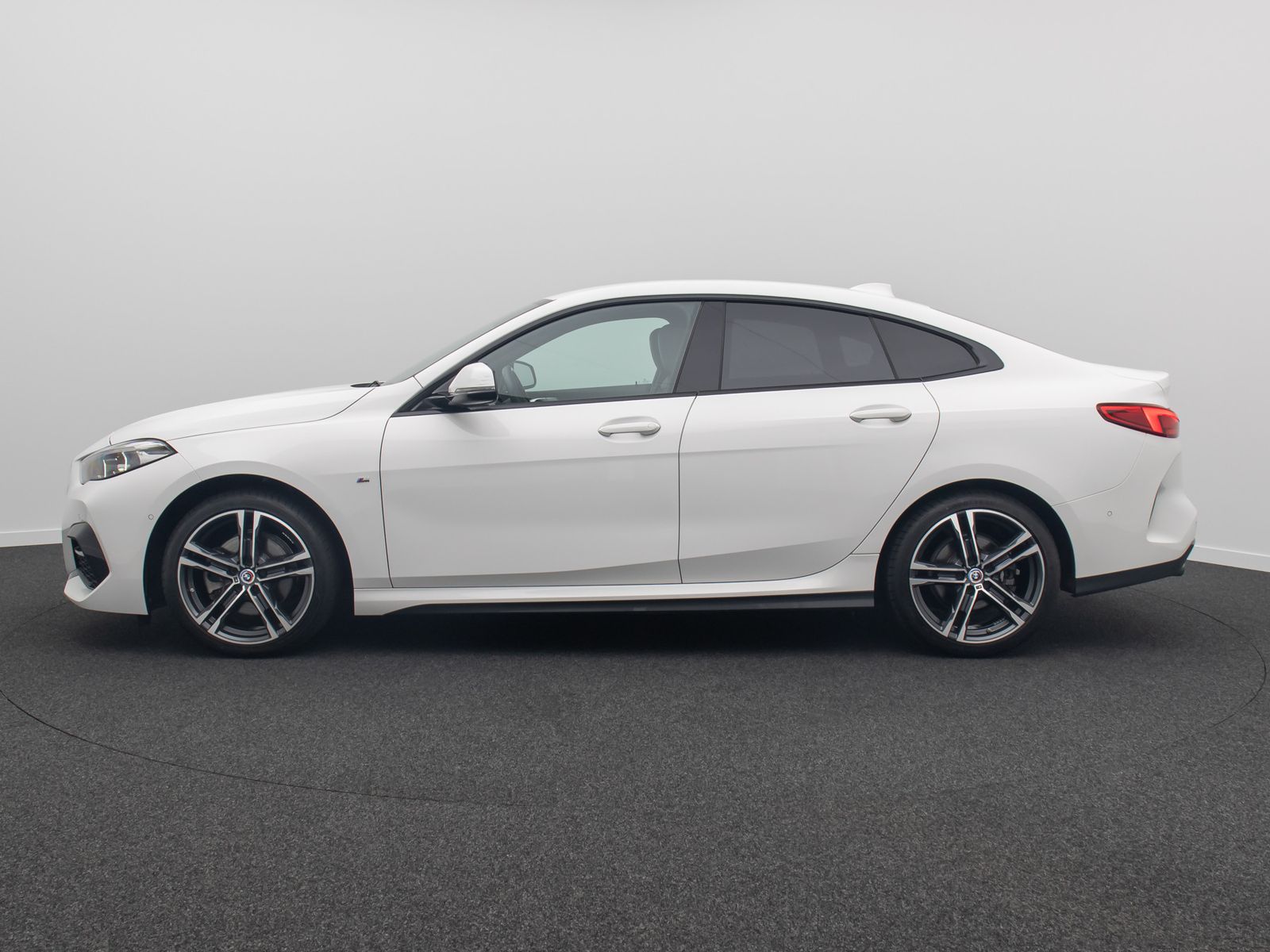 Fahrzeugabbildung BMW 218i Gran Coup&eacute; M Sport DAB Kamera AHK 18Zoll
