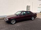 Mercedes-Benz Mercedes Benz E190 Avantgarde Rosso 1.8 - Mercedes-Benz 190: Avantgarde