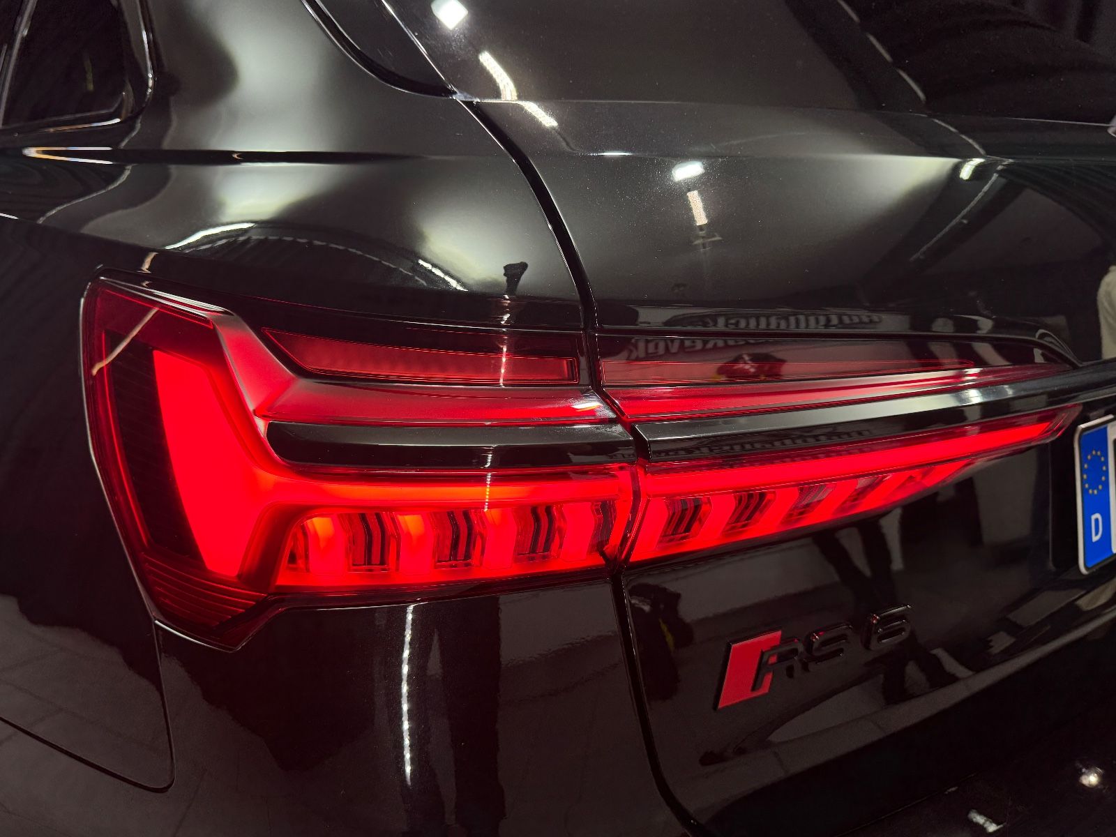 Fahrzeugabbildung Audi RS6 Avant 4.0 TFSI quattro|PANO|MATRIX|ACC|VOLL