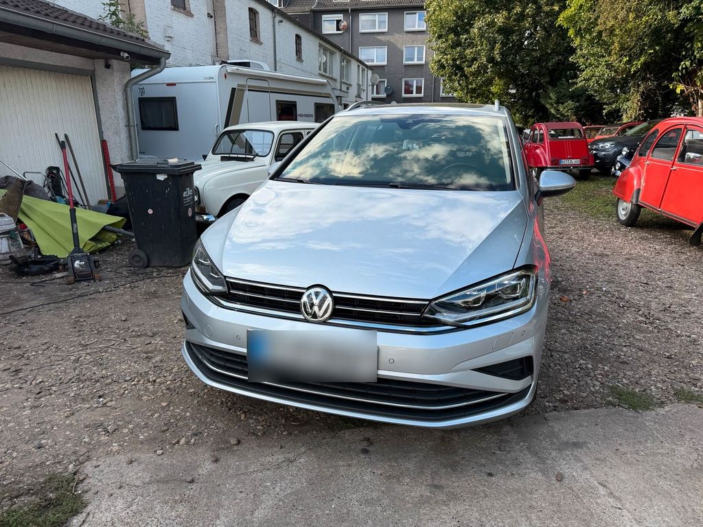 Image of Volkswagen Golf Sportsvan