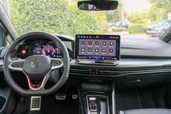 VW Golf VIII Lim. GTI Clubsport / PERFORMANCE / IQ