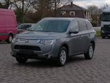 Mitsubishi Outlander ClearTec 2WD VOLL S-HEFT TÜV NEU PDC - Mitsubishi aus 2014