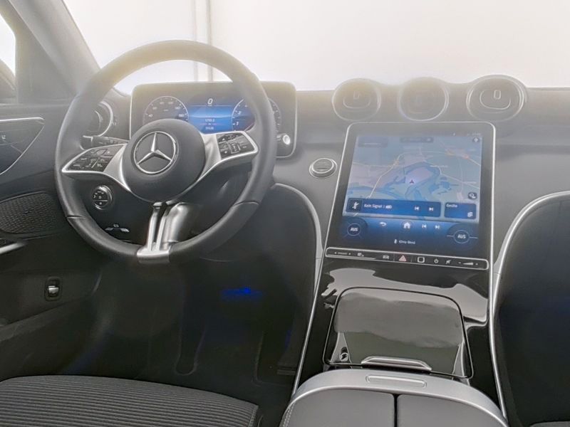 Fahrzeugabbildung Mercedes-Benz C 180 T Avantgarde AHK+TOTW+R-Kamera+DAB