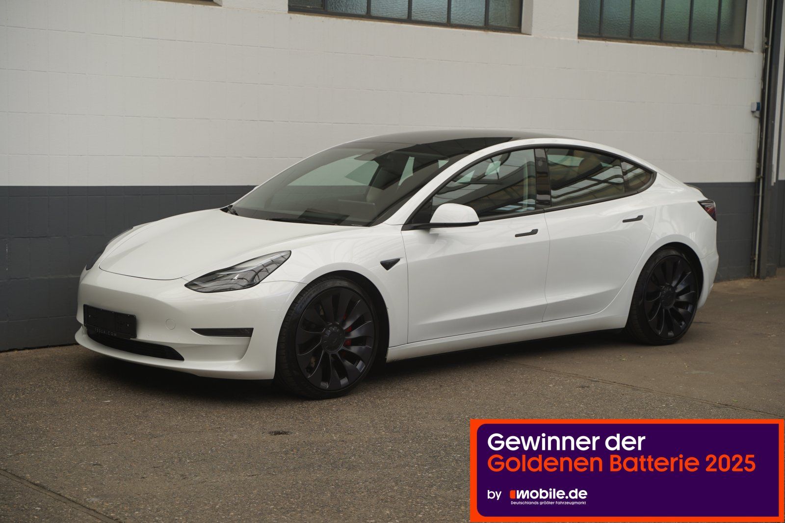 TESLA Model 3