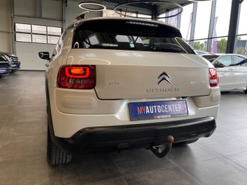 Citroën C4 Cactus W-OneTone *NAVI*SZHZ*AHK*TEMPOMAT*PDC*