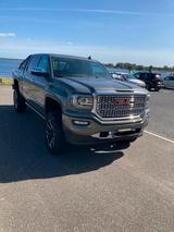 GMC Sierra Denali 6,2L (Höherlegung) - GMC Gebrauchtwagen