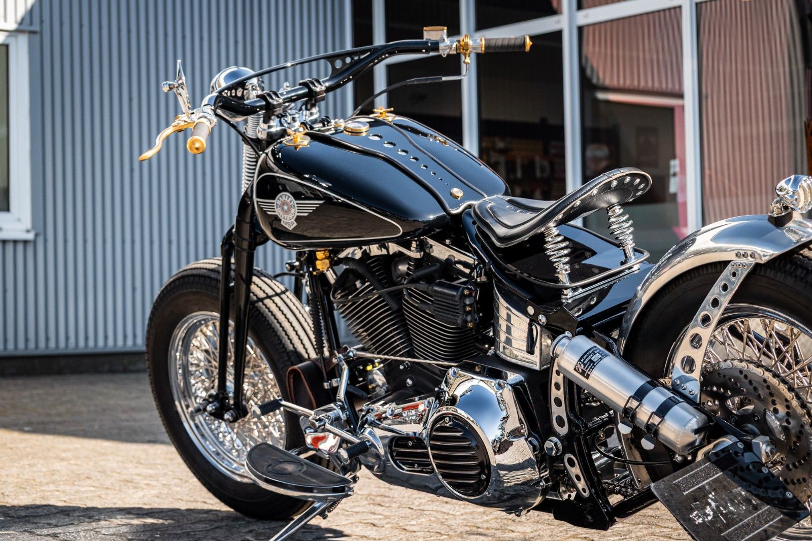Fahrzeugabbildung Harley-Davidson Heritage Springer FLSTC 1989 Oldschool Custom