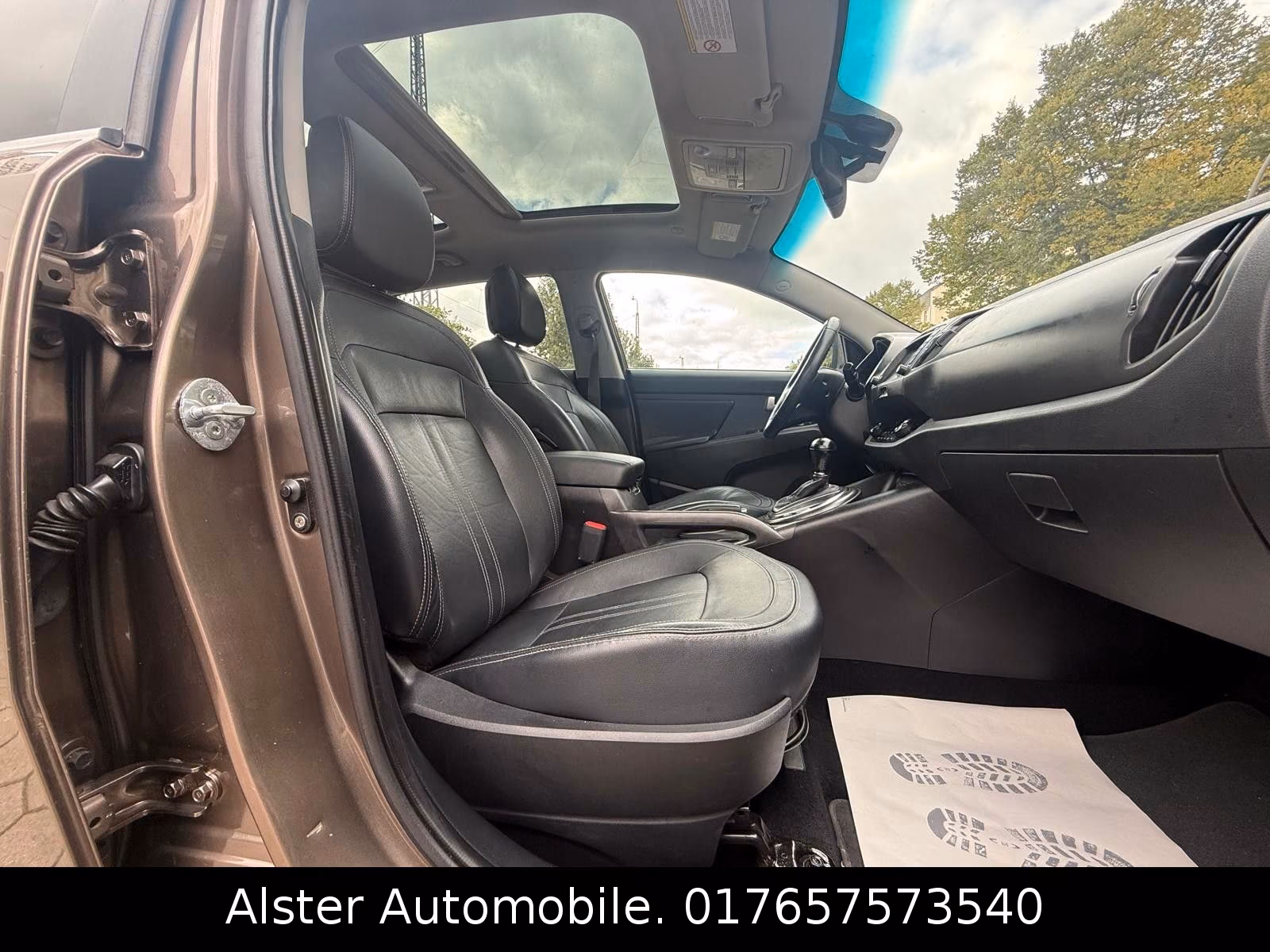 Kia Sportage Spirit 4WD,Automatik,Panorama,leder,Nav