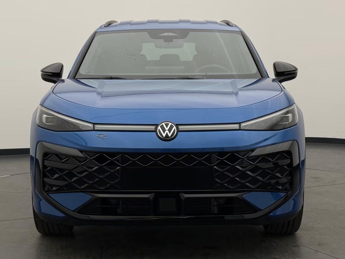 Volkswagen T-Roc 1.5 eTSI DSG R-Line +BLACK-STYLE+CAM+ACC+, миниатюра 3