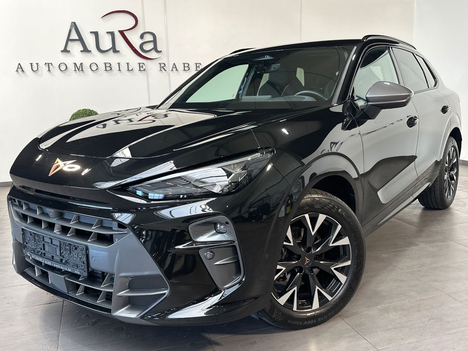 Fahrzeugabbildung CUPRA Terramar 1.5 eTSI DSG NAV+LED+AHK+HUD+KAM+SHZ