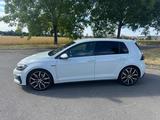 Volkswagen Golf 2.0 TSI DSG GTI Performance - Gebrauchtwagen in Sindelfingen