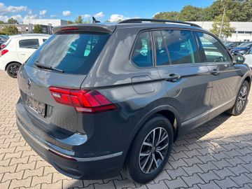 Volkswagen Tiguan - 5