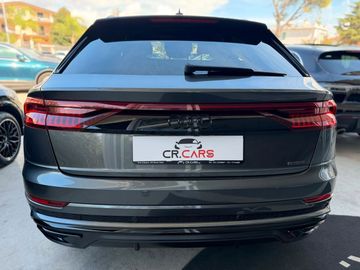 Audi Q8 - 6