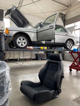 Mercedes-Benz 280E - Mercedes-Benz 280 mit Benzin-Antrieb: Leder