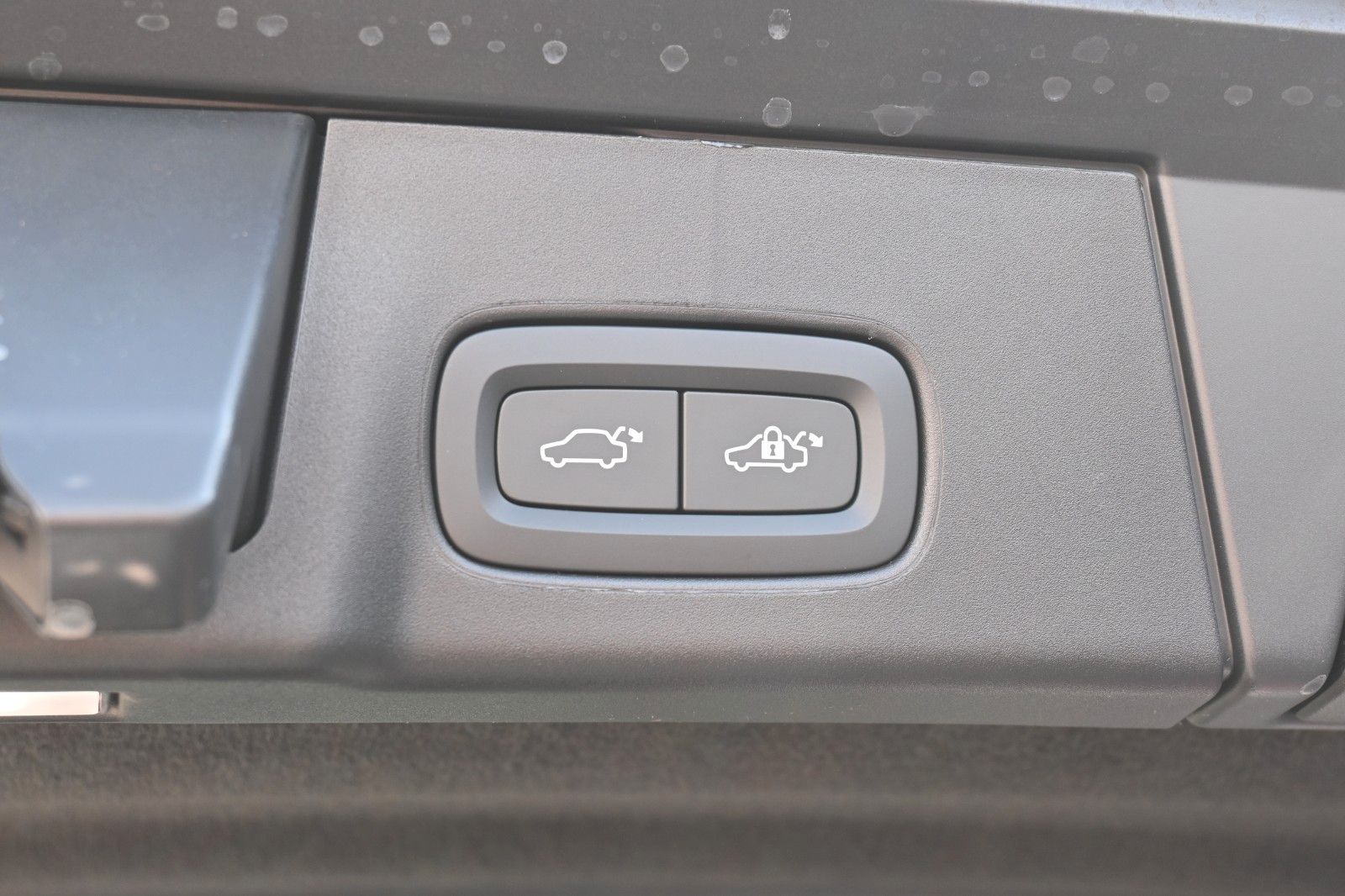 Fahrzeugabbildung Volvo V90 B4 Diesel Plus Dark*Pano*360°*STHZG*21 Zoll*