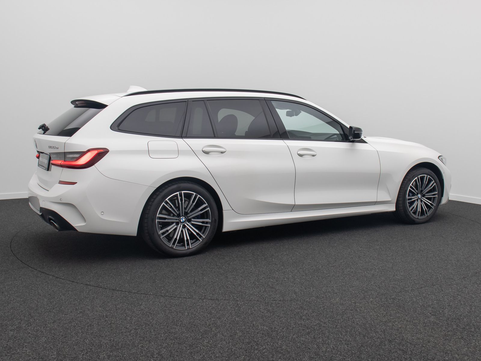 Fahrzeugabbildung BMW 330e xD M Sport DAB Laser AHK HUD Kamera Alarm