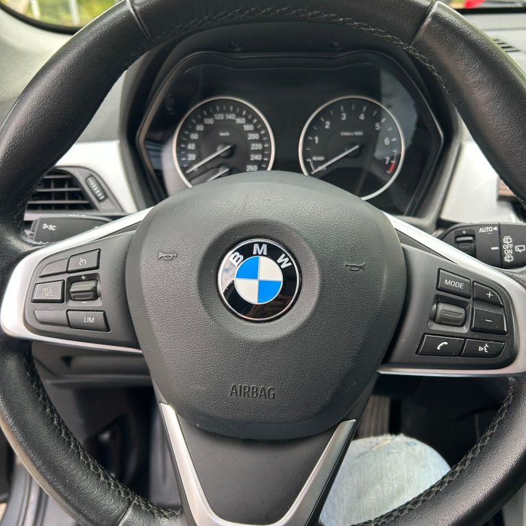 Image of BMW X1
