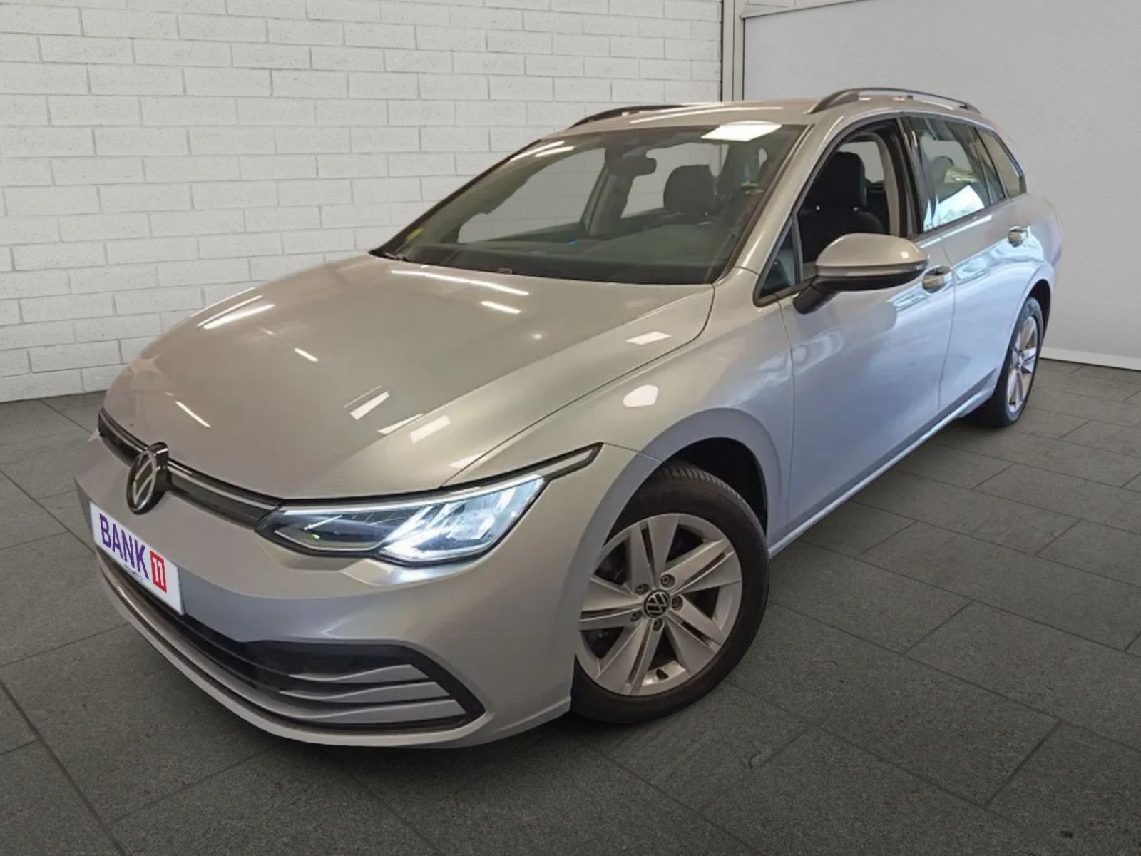 Volkswagen GOLF VIII AUTOMATIK LED NETTO: 12.520€ #620
