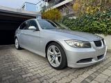 BMW  330i Sommerauto - gebrauchte BMW 330 aus dem Jahr 2007
