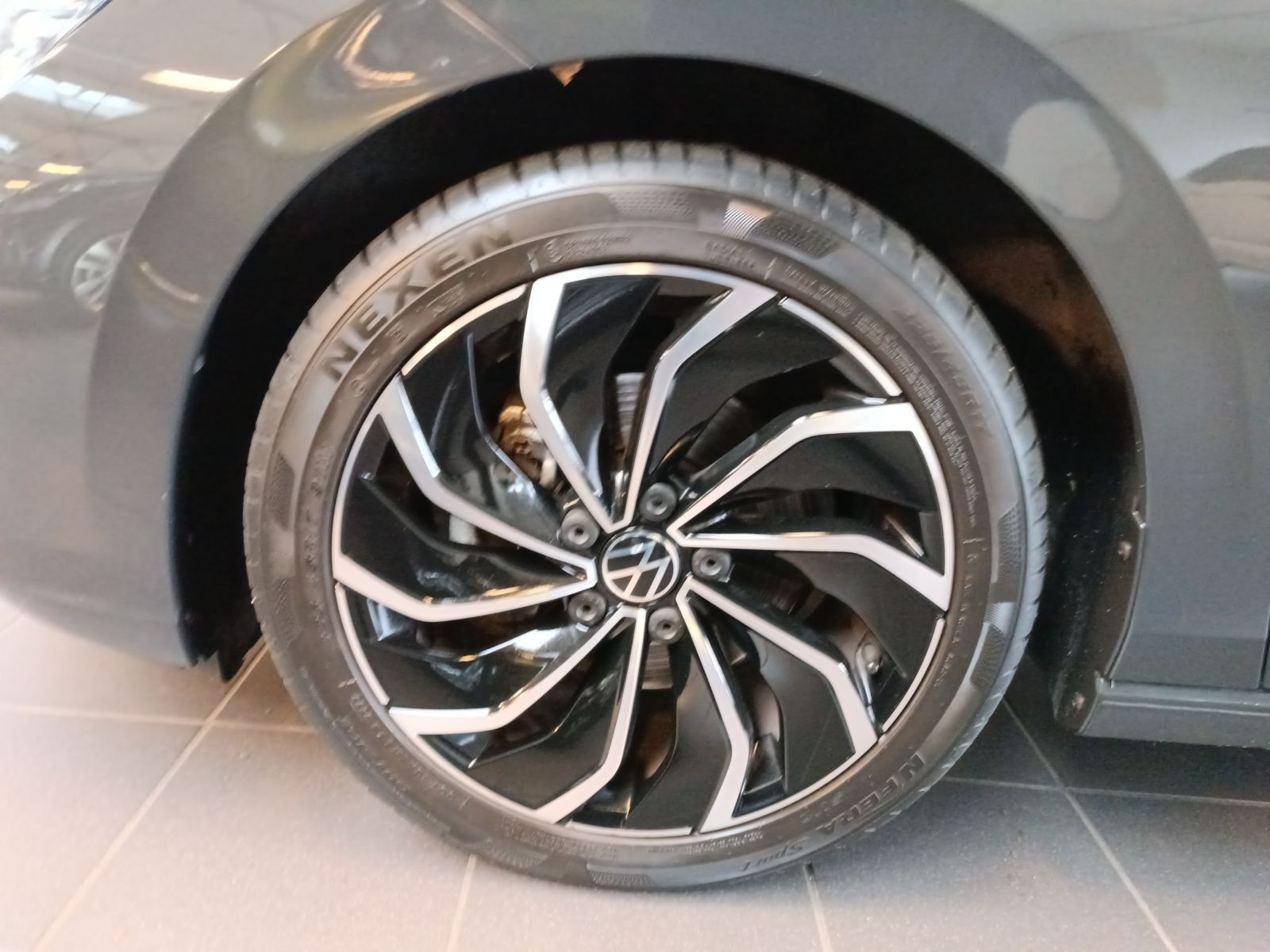 Volkswagen Golf - Bild 7
